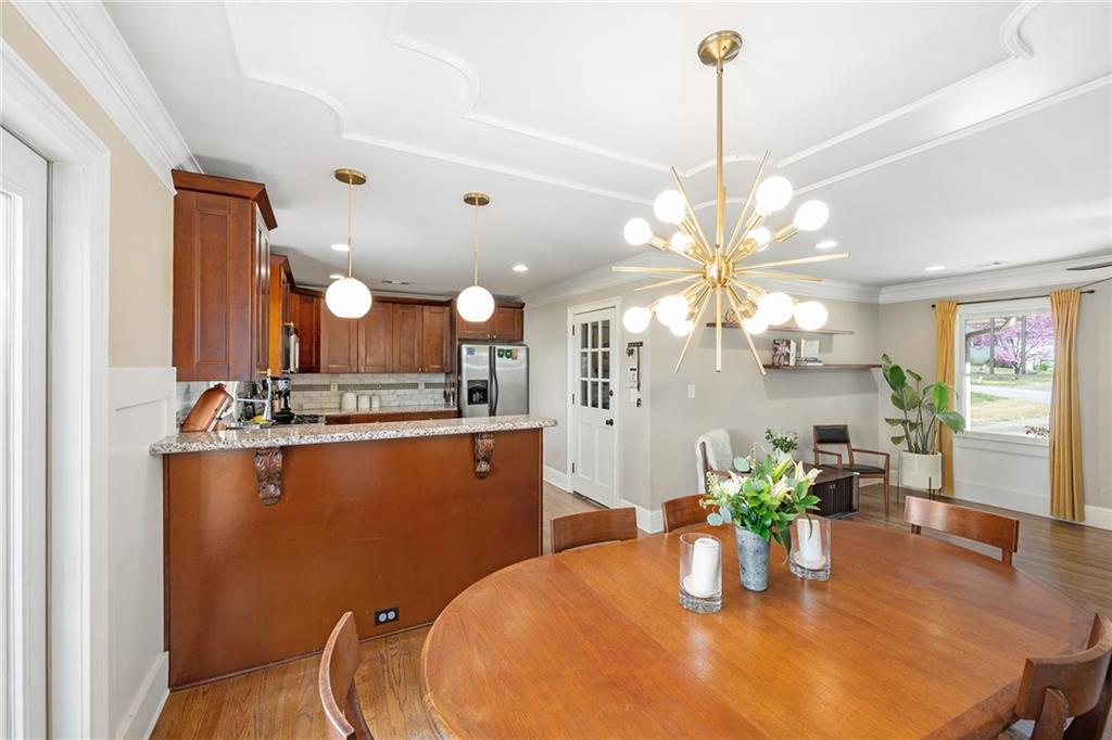 2369 Cloverdale Drive SE