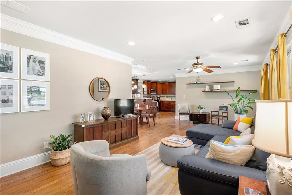 2369 Cloverdale Drive SE