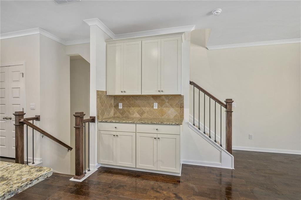 3070 Westpoint Circle