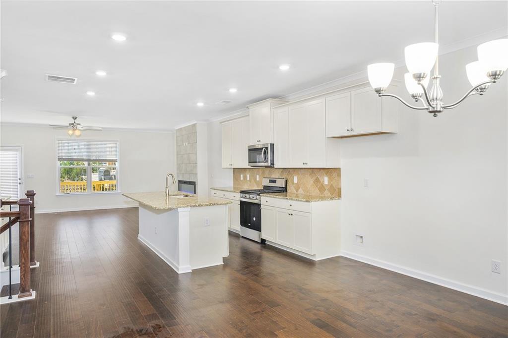 3070 Westpoint Circle