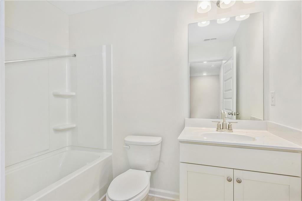 3070 Westpoint Circle