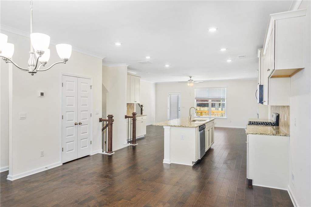 3070 Westpoint Circle