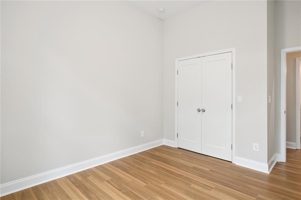 2295 Brandon Court NE