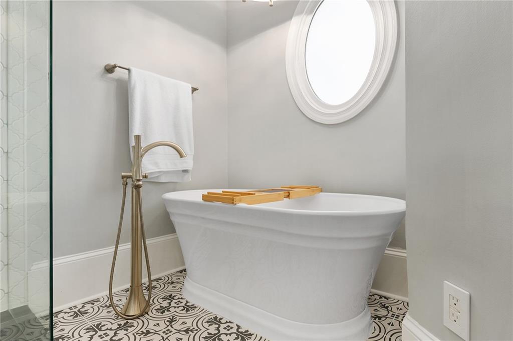 3305 Buckhead Forest Mews NE