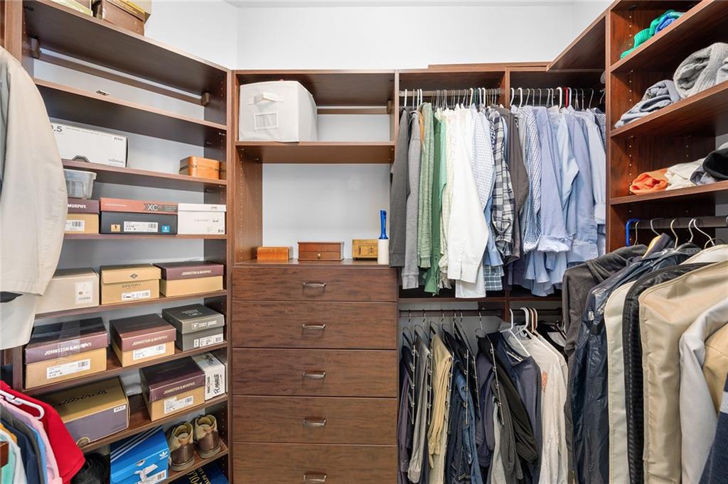 3305 Buckhead Forest Mews NE