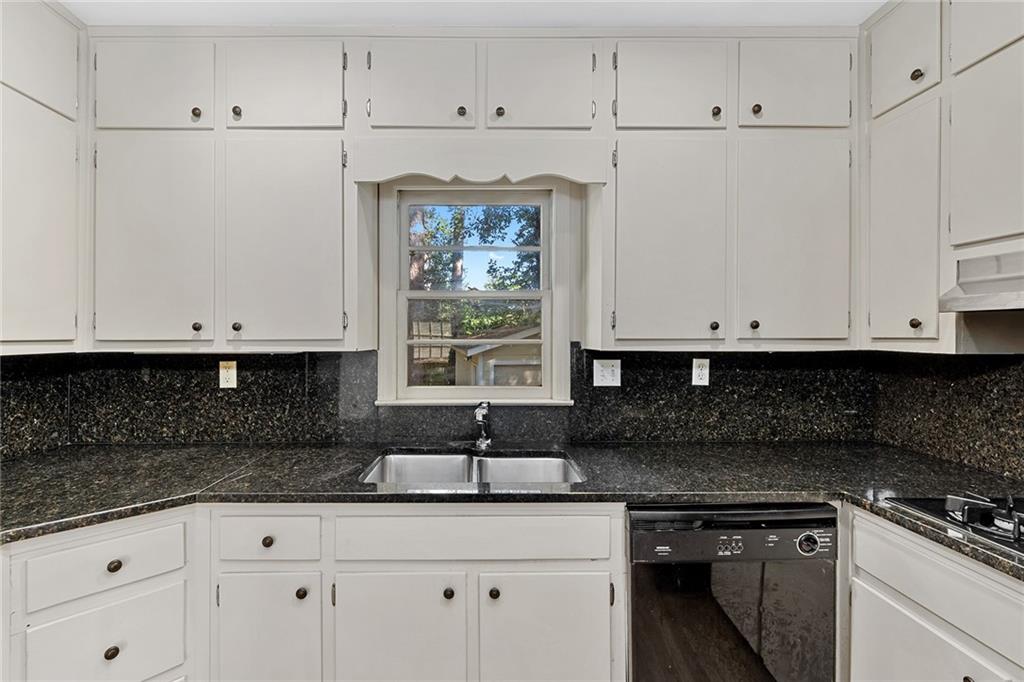 1258 Reeder Circle NE