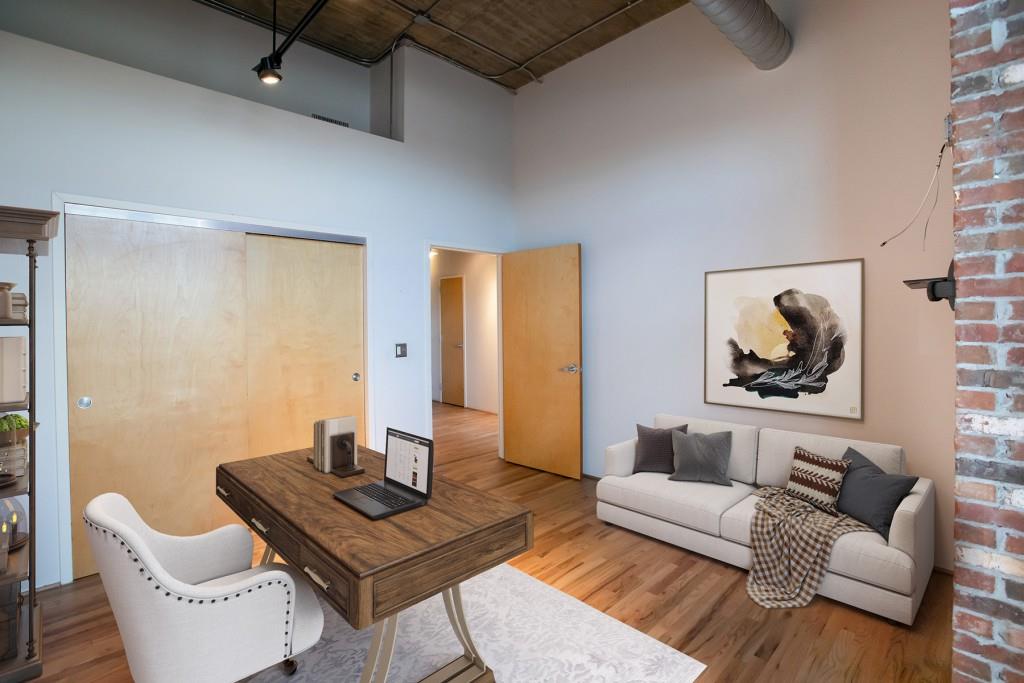 3180 Mathieson Drive Unit 906