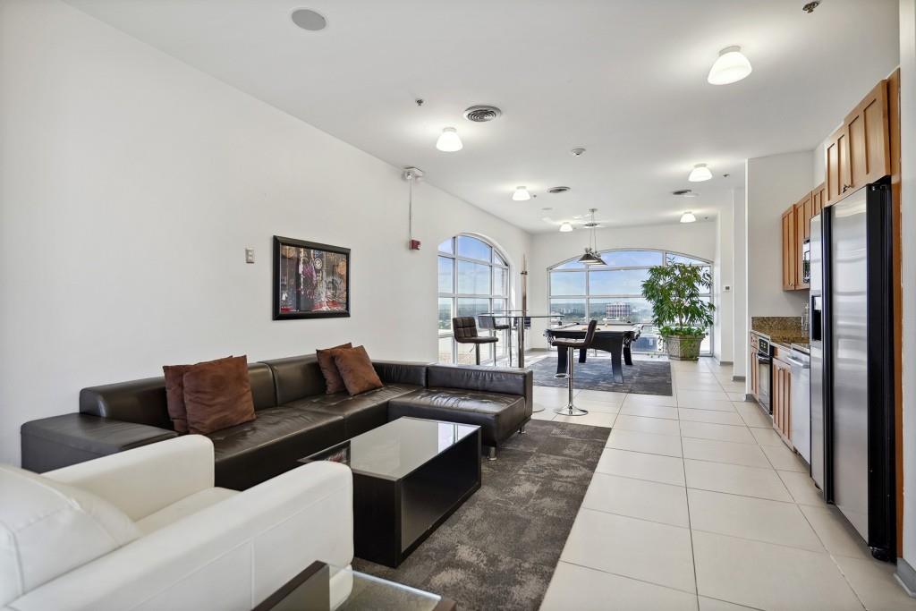 3180 Mathieson Drive Unit 906