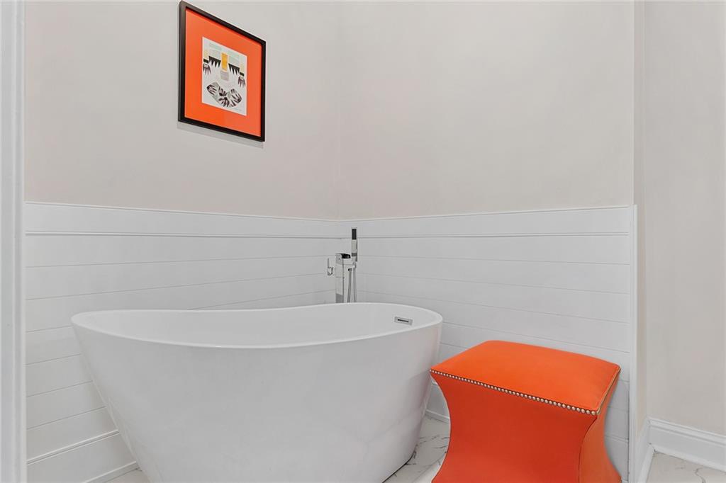 3269 Buckhead Forest Mews NE