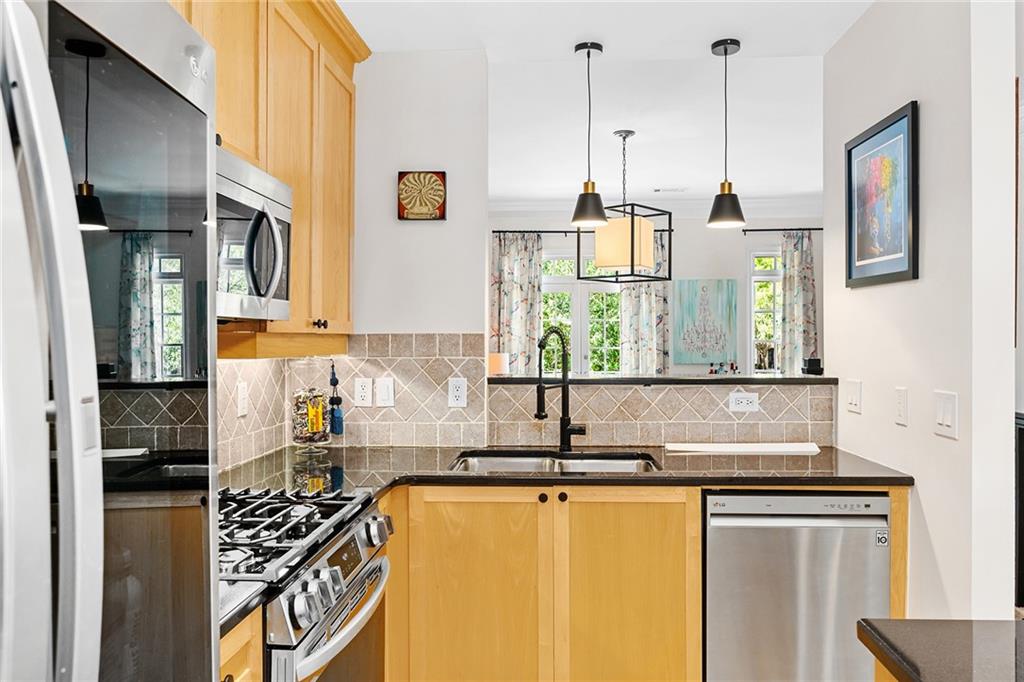 3269 Buckhead Forest Mews NE