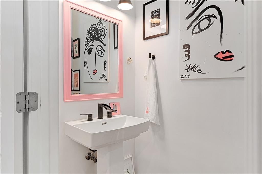 3269 Buckhead Forest Mews NE