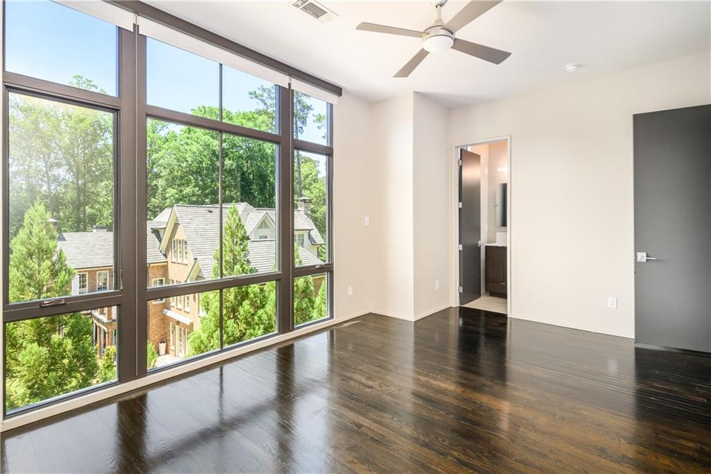 721 Longleaf Drive NE Unit 6