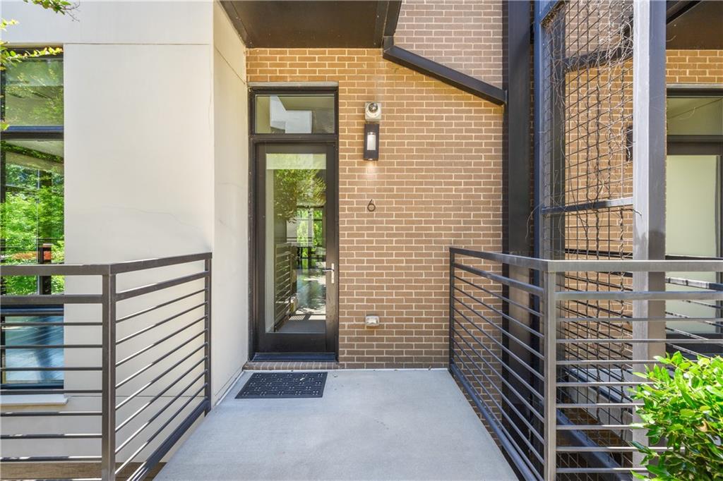 721 Longleaf Drive NE Unit 6