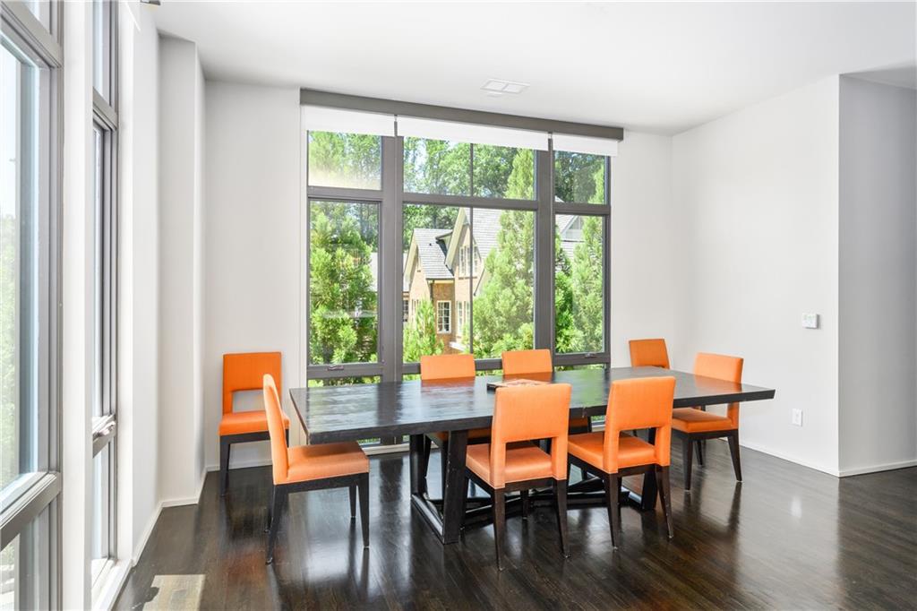 721 Longleaf Drive NE Unit 6