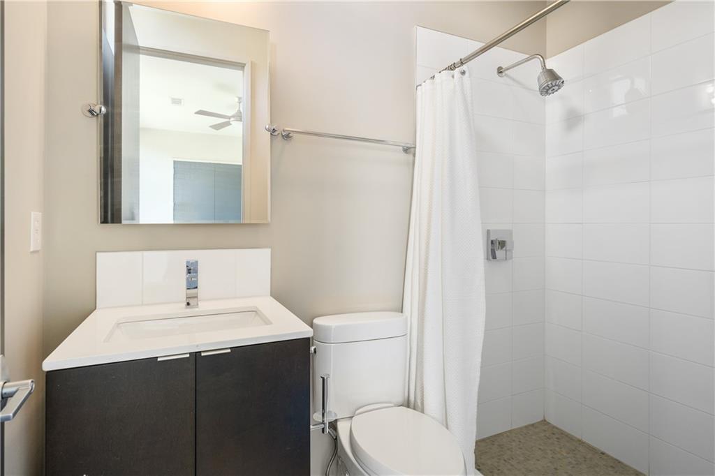 721 Longleaf Drive NE Unit 6