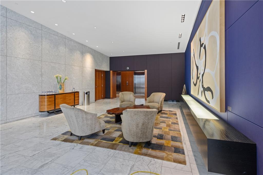 3325 Piedmont Road NE Unit 2304