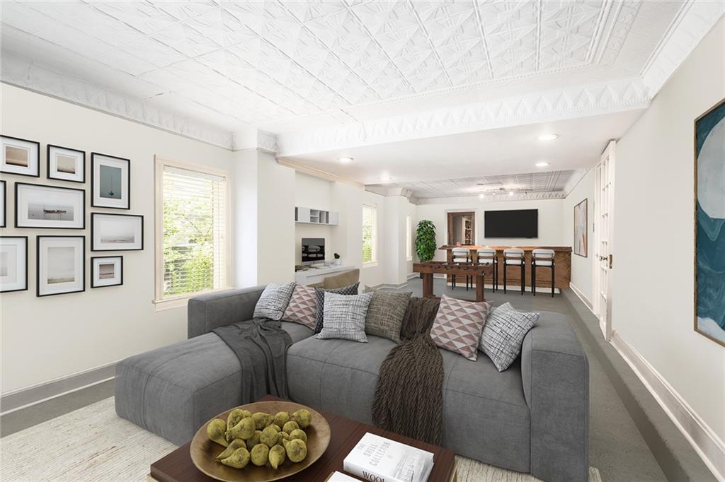 1818 Homestead Avenue NE