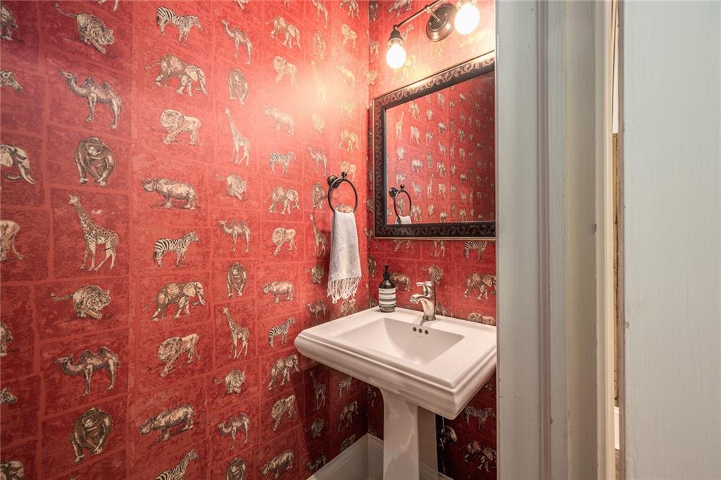 1818 Homestead Avenue NE