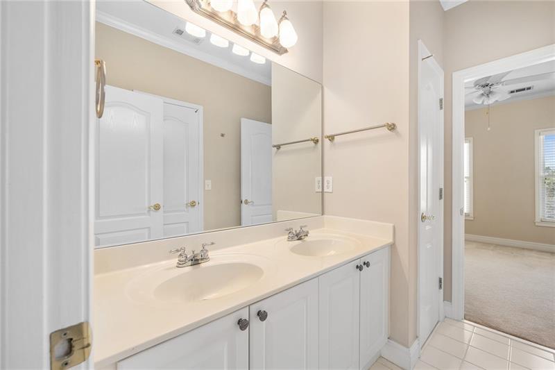 2782 Rangewood Drive NE