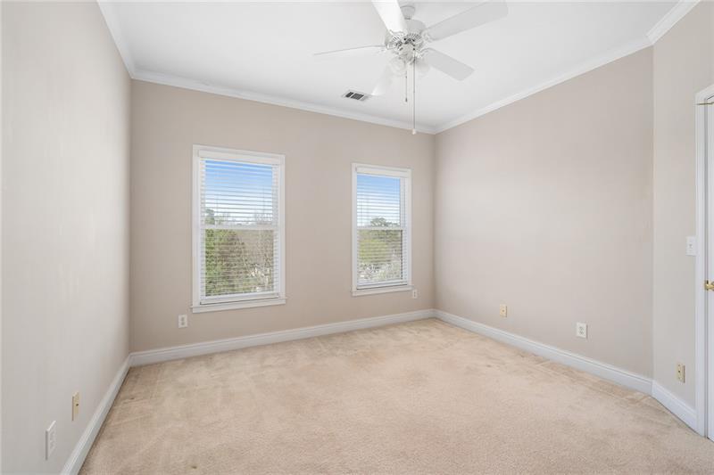 2782 Rangewood Drive NE