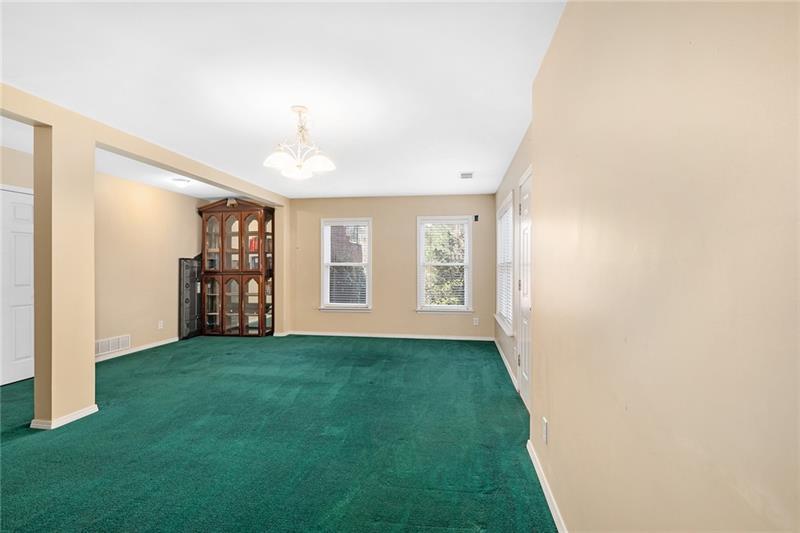 2782 Rangewood Drive NE