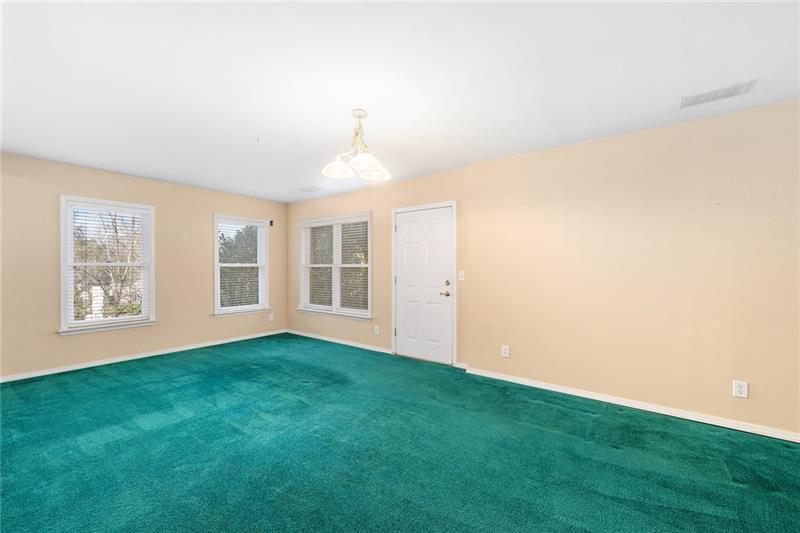 2782 Rangewood Drive NE