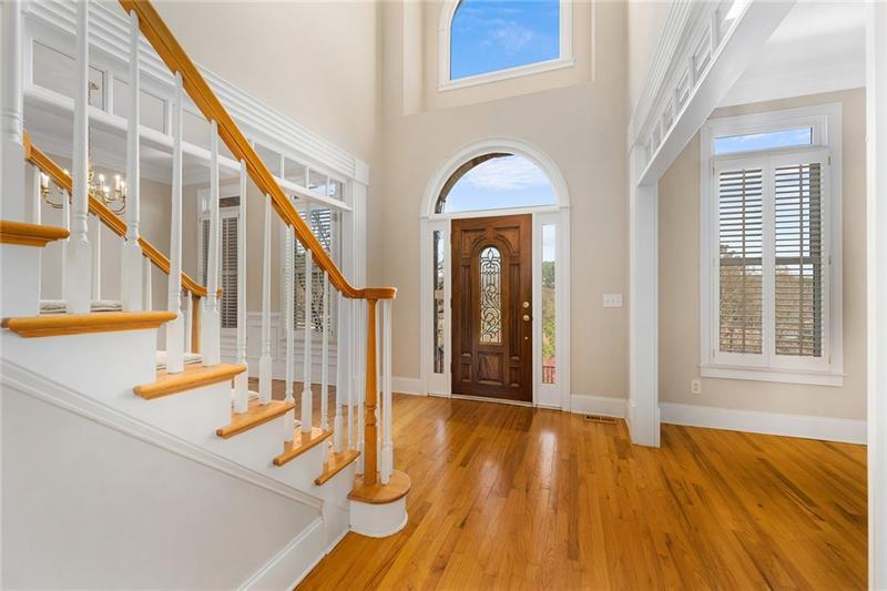 2782 Rangewood Drive NE