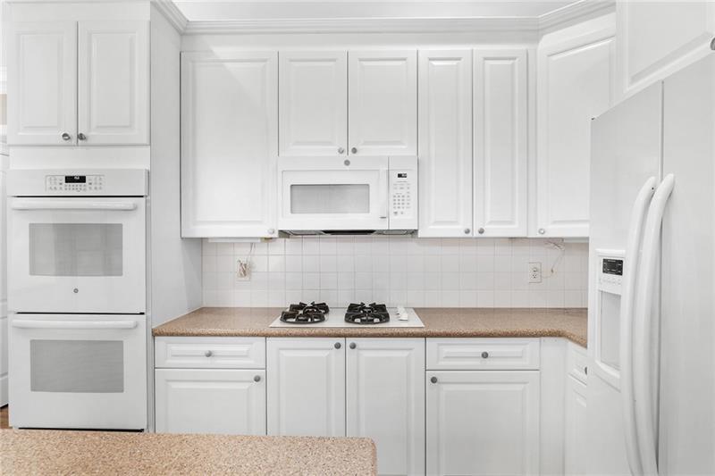 2782 Rangewood Drive NE