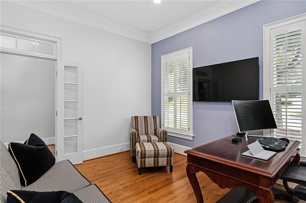 12 Rose Court NE