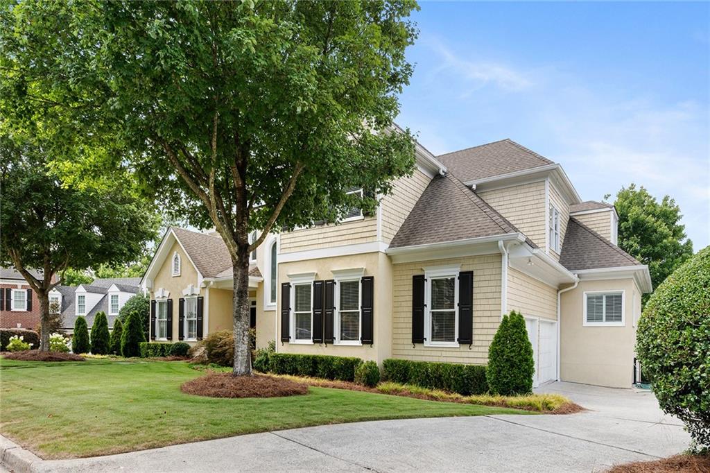 12 Rose Court NE