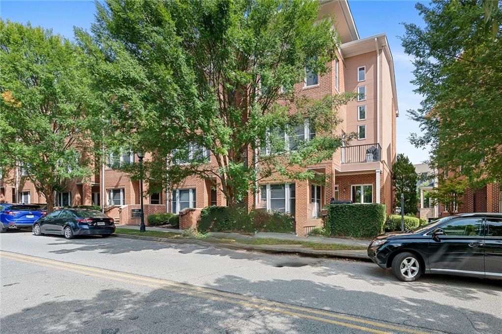 745 Fountainhead Lane NE Unit 129