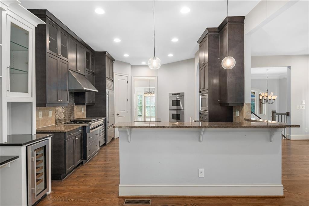 1942 Saxon Valley Circle NE