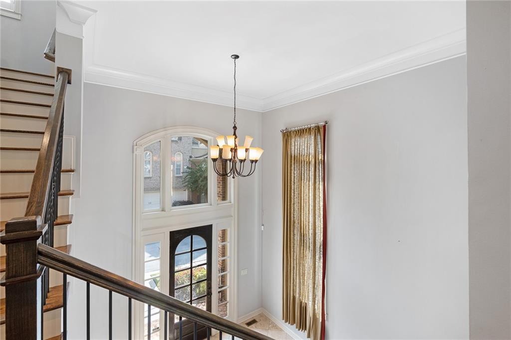 1942 Saxon Valley Circle NE