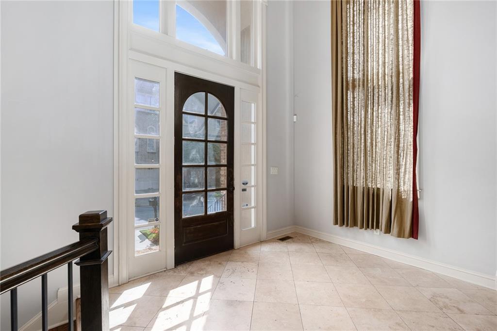 1942 Saxon Valley Circle NE