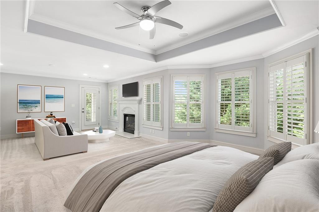 1942 Saxon Valley Circle NE