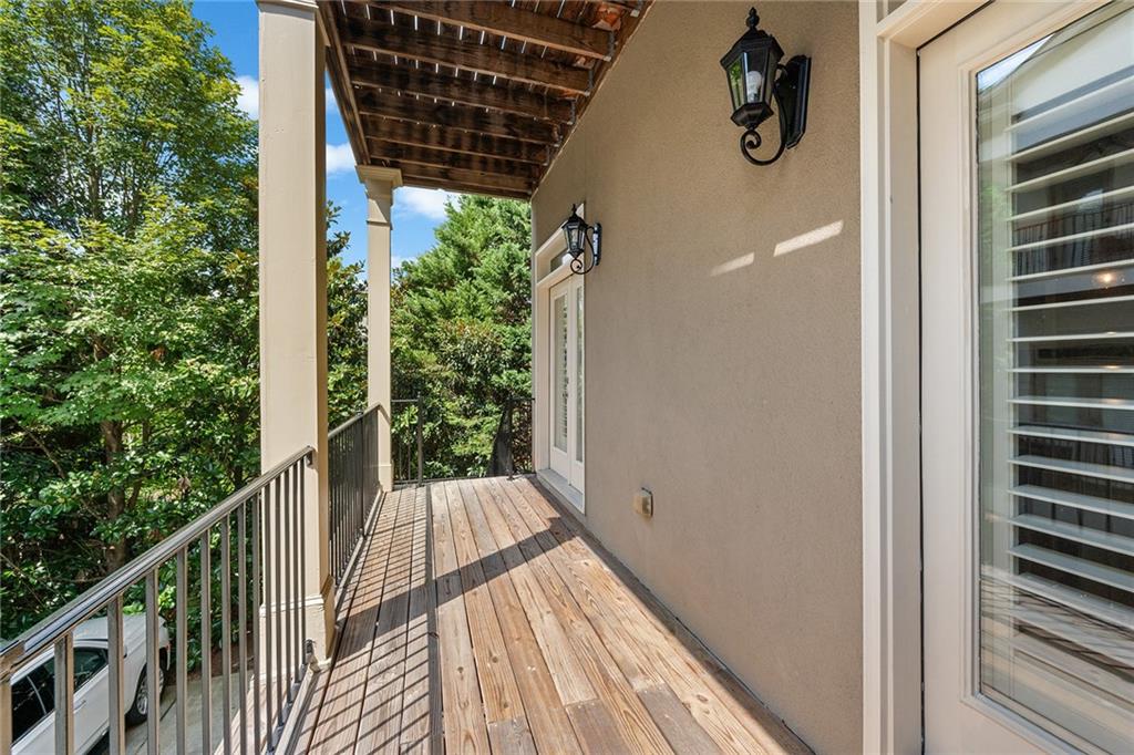 1942 Saxon Valley Circle NE