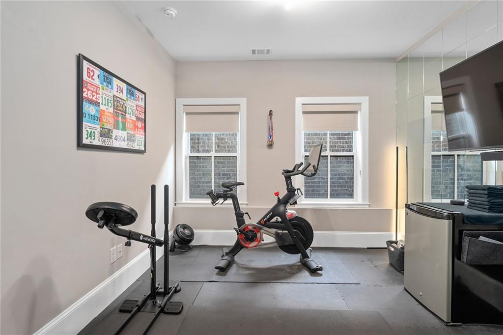 2290 Garrison Street NE