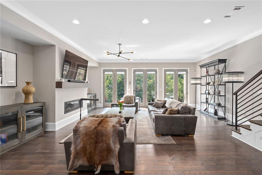 2290 Garrison Street NE