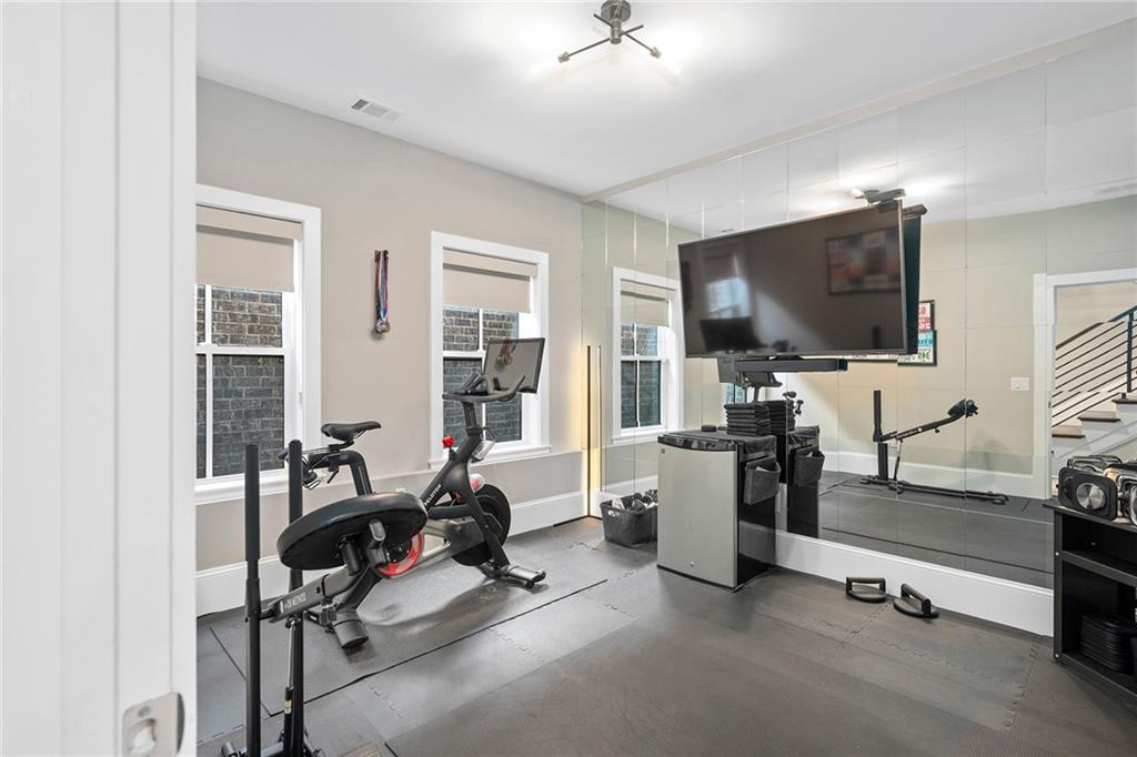 2290 Garrison Street NE