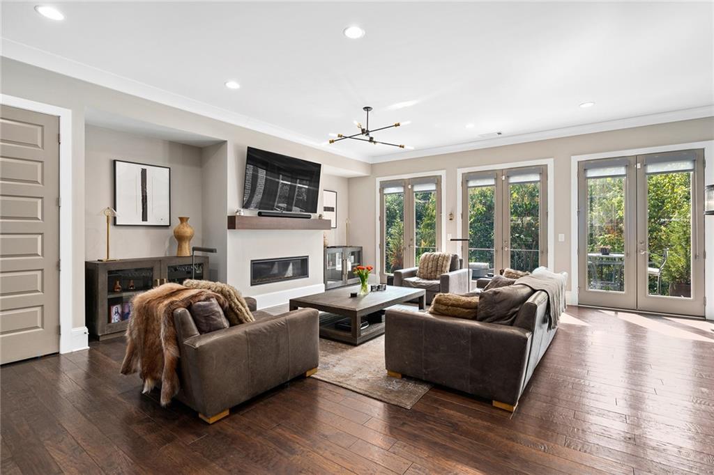 2290 Garrison Street NE