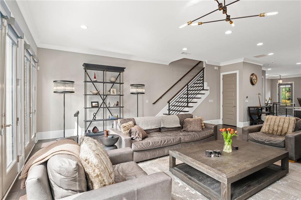 2290 Garrison Street NE