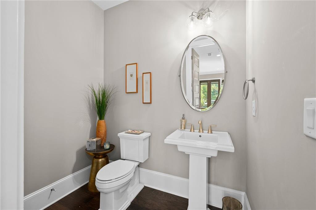 2290 Garrison Street NE