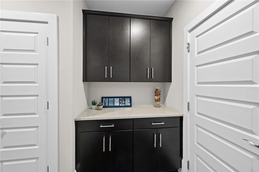 2290 Garrison Street NE