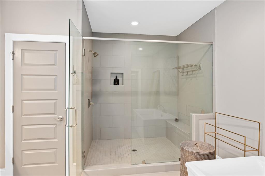 2290 Garrison Street NE