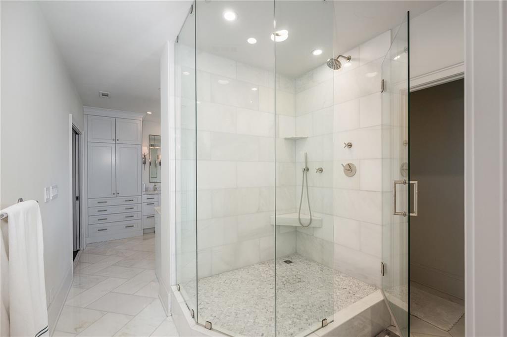 2575 Peachtree Road NE Unit 22C