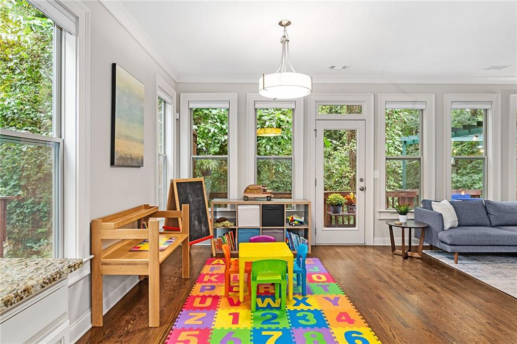 2113 Elvan Circle NE