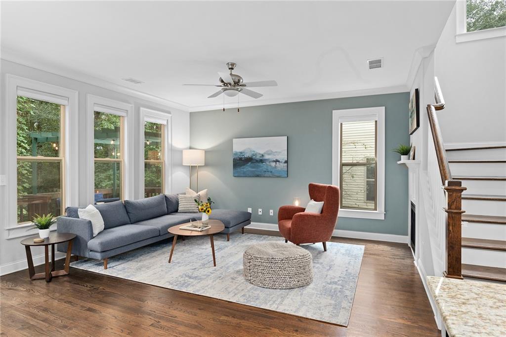 2113 Elvan Circle NE