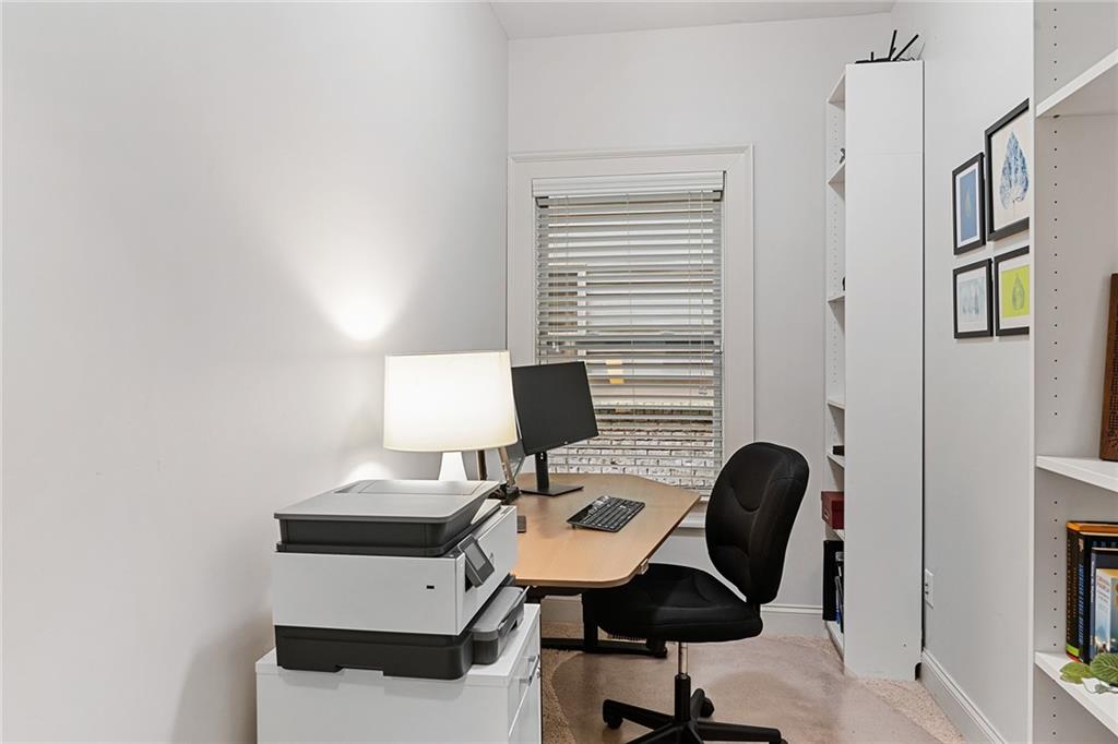 2113 Elvan Circle NE