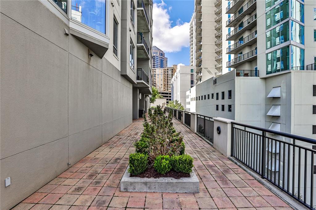 222 12th Street NE Unit 908