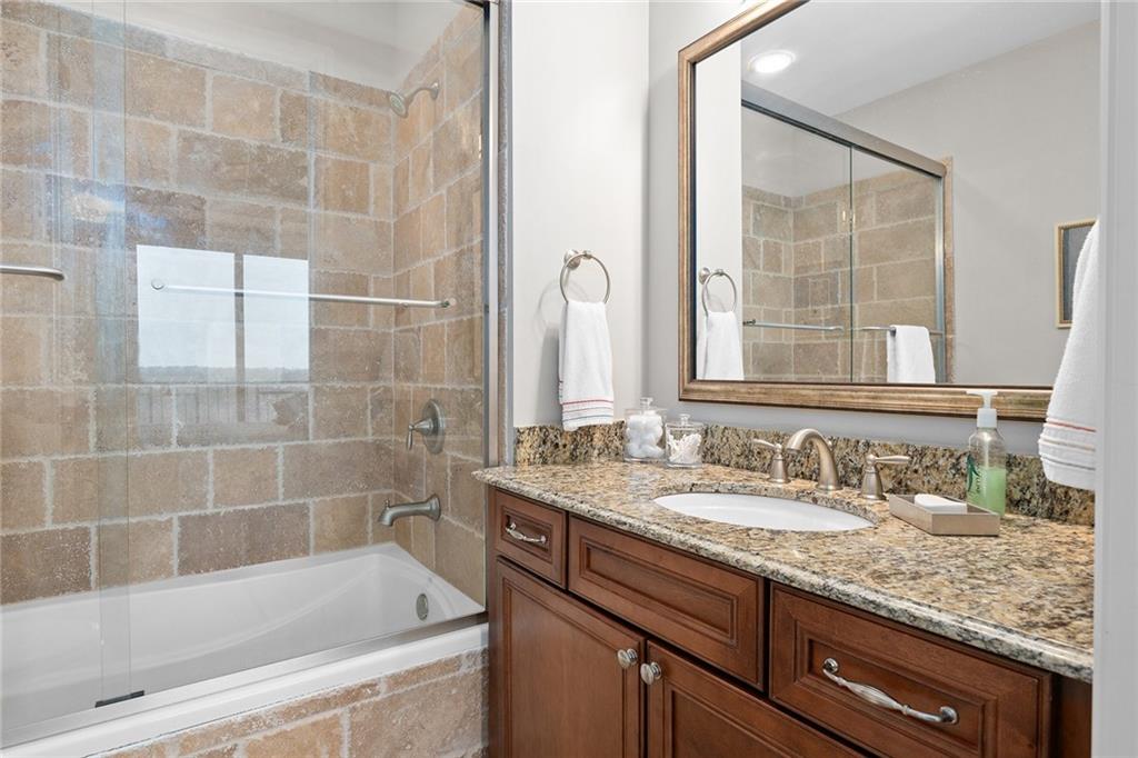 2233 Peachtree Road NE Unit 1002